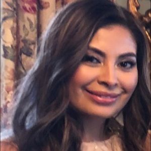 Meet your Posher, Shara